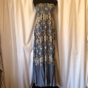 Akualani Strapless Maxi Dress Size M